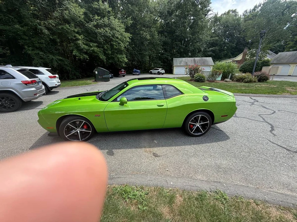 2011 Dodge Challenger SRT8 & 392 3rd Gen - Image 9 of 9
