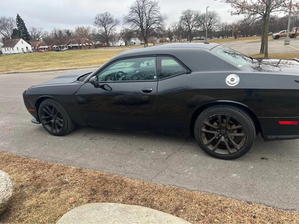 2013 Dodge Challenger 3rd Gen - Image 6 of 10