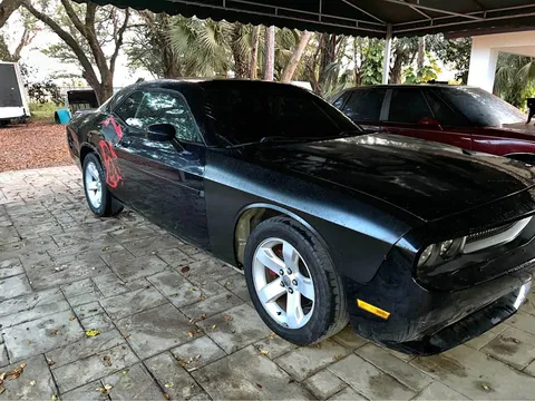 Dodge challenger 2013