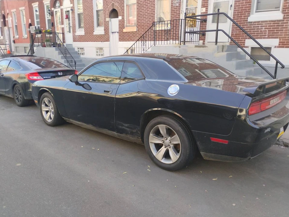 2009 Dodge Challenger 3rd Gen - Image 7 of 8