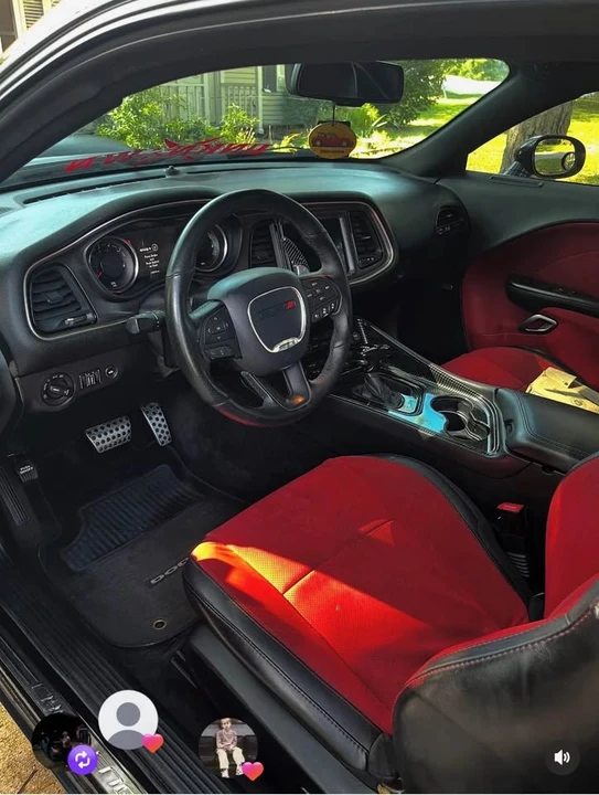 2017 Dodge Challenger SRT8 & 392 3rd Gen - Image 4 of 5