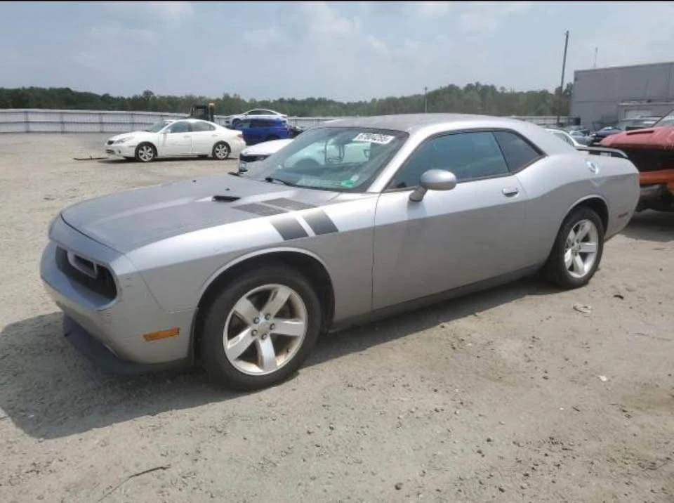 2001 Dodge Challenger - Image 3 of 9