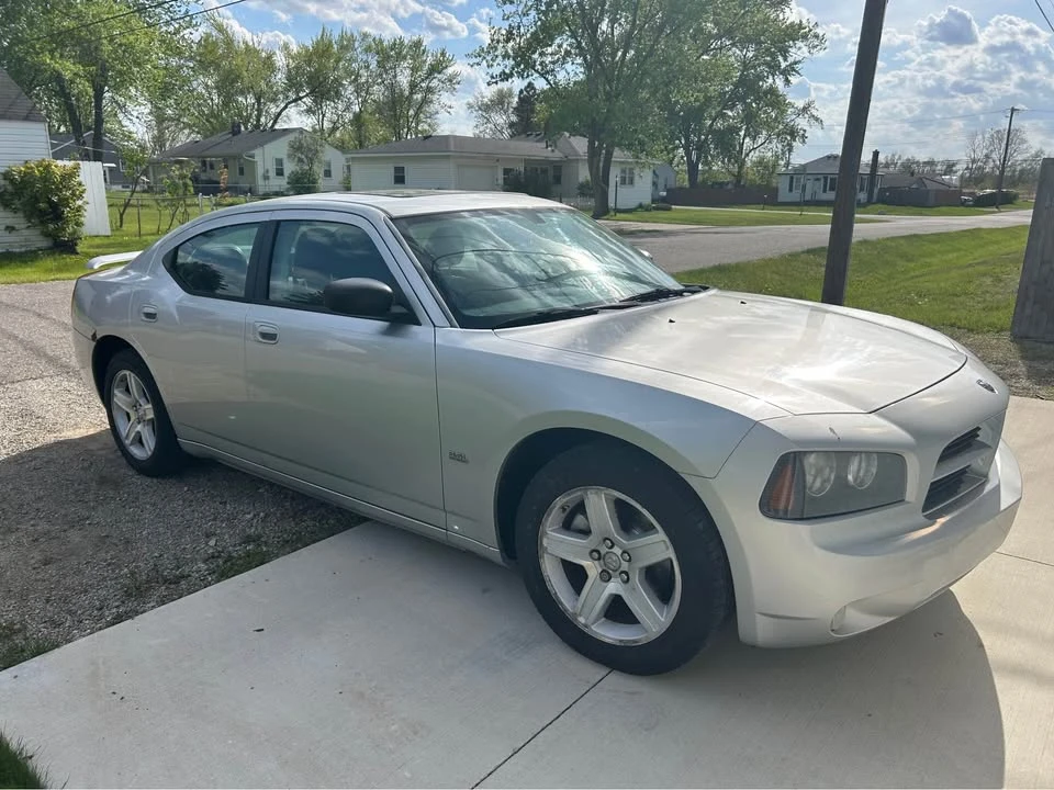 2009 Dodge Charger 6th Gen - Image 4 of 10