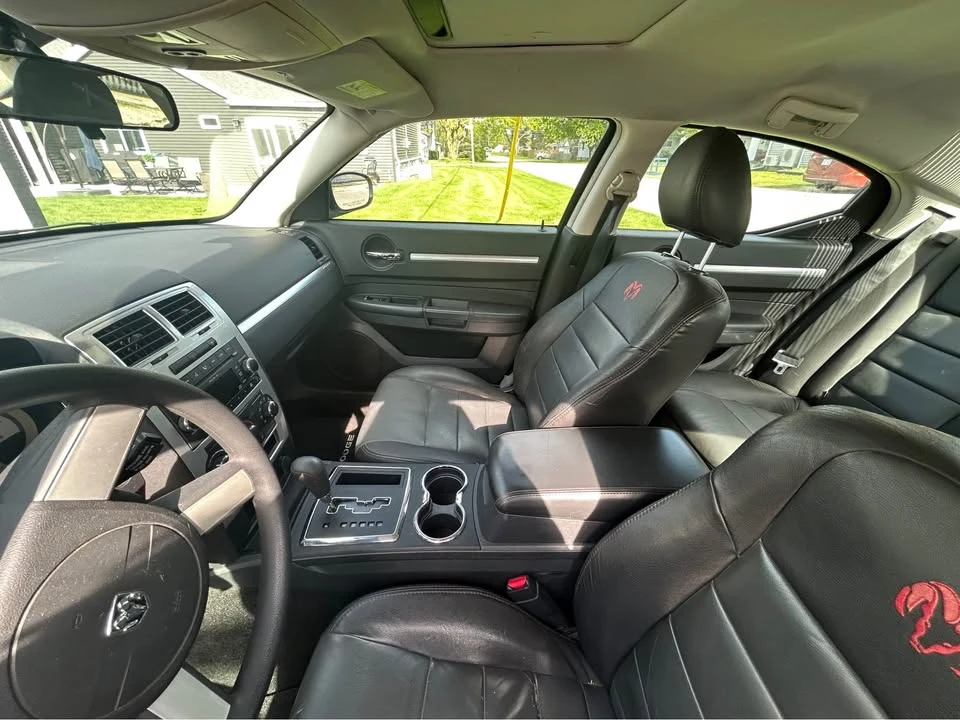 2009 Dodge Charger 6th Gen - Image 8 of 10