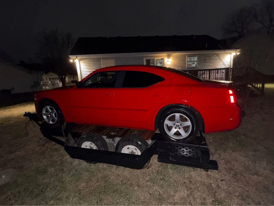 Dodge Charger 6th Gen - Image 4 of 7