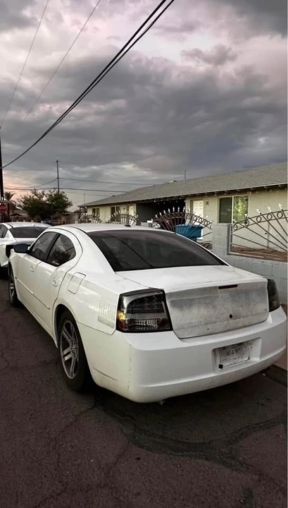 2006 Dodge Charger 6th Gen - Image 4 of 10