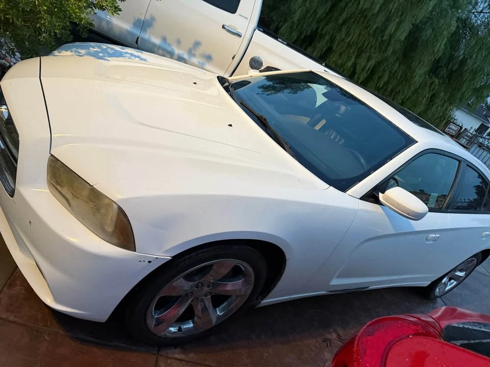 2011 Dodge Charger 7th Gen - Image 3 of 7