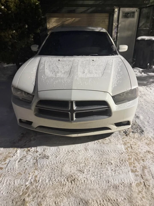 2011 Dodge Charger 7th Gen - Image 2 of 4