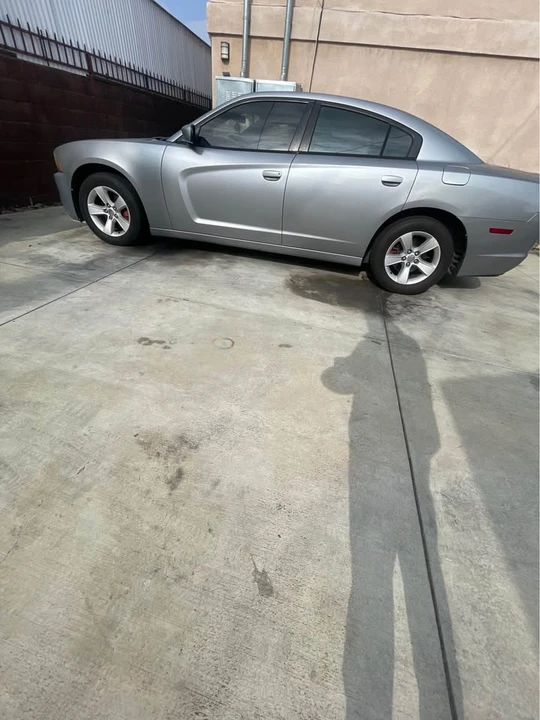 2011 Dodge Charger 7th Gen - Image 3 of 4