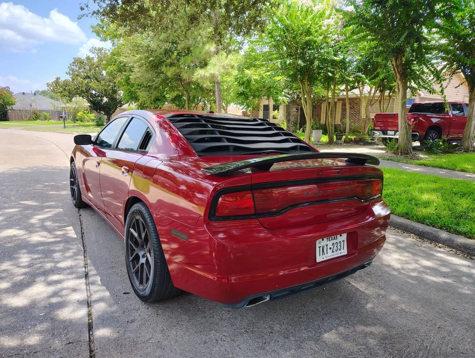 2011 Dodge Charger 7th Gen - Image 4 of 15