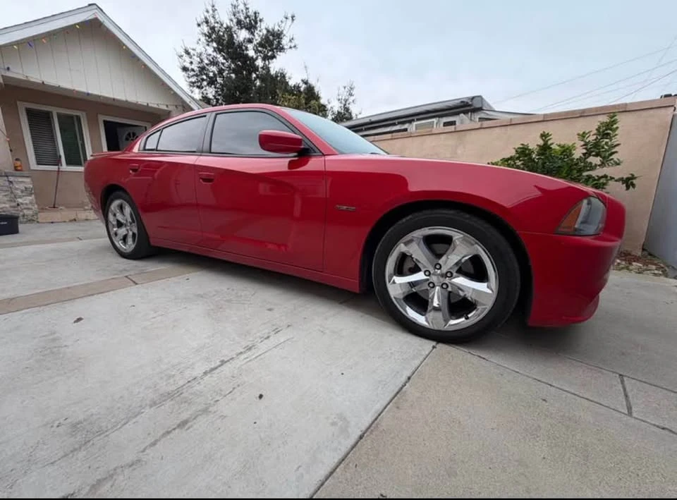 2012 Dodge Charger 7th Gen - Image 5 of 9