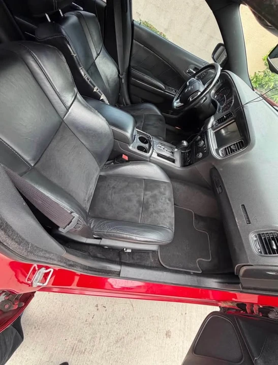 2012 Dodge Charger 7th Gen - Image 6 of 9