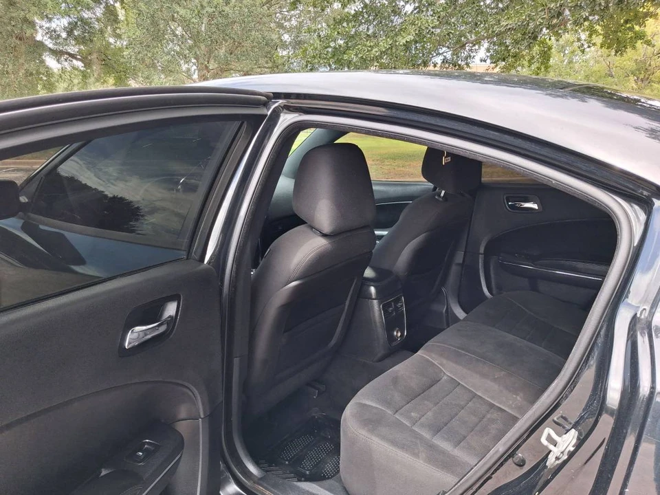 2014 Dodge Charger 7th Gen - Image 11 of 12