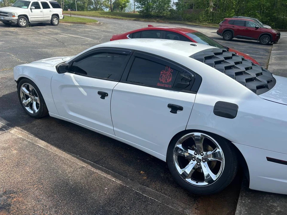 2014 Dodge Charger 7th Gen - Image 5 of 12