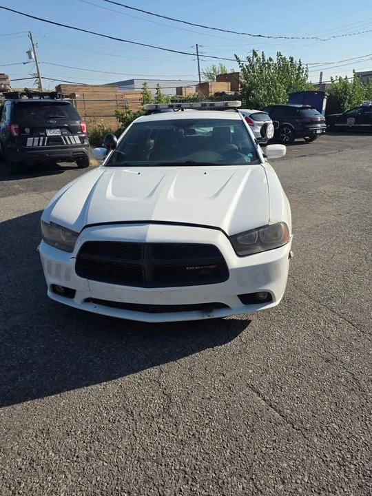 2014 Dodge Charger 6th Gen - Image 4 of 10