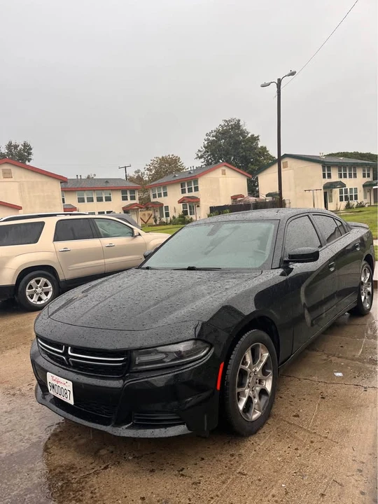 2016 Dodge Charger 7th Gen - Image 2 of 3