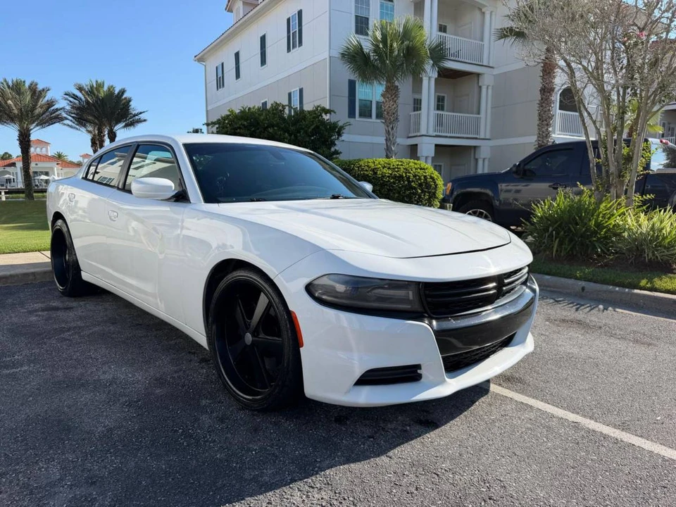2016 Dodge Charger 7th Gen - Image 12 of 13