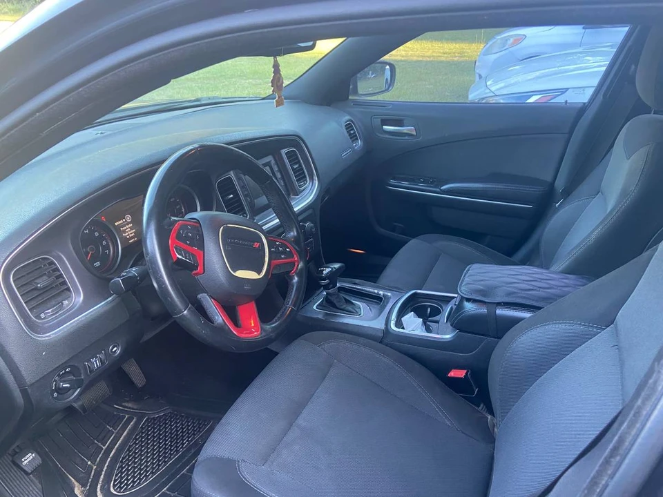 2015 Dodge Charger 7th Gen - Image 3 of 4