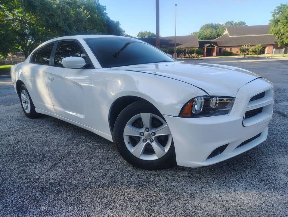 2014 Dodge Charger 7th Gen - Image 3 of 16