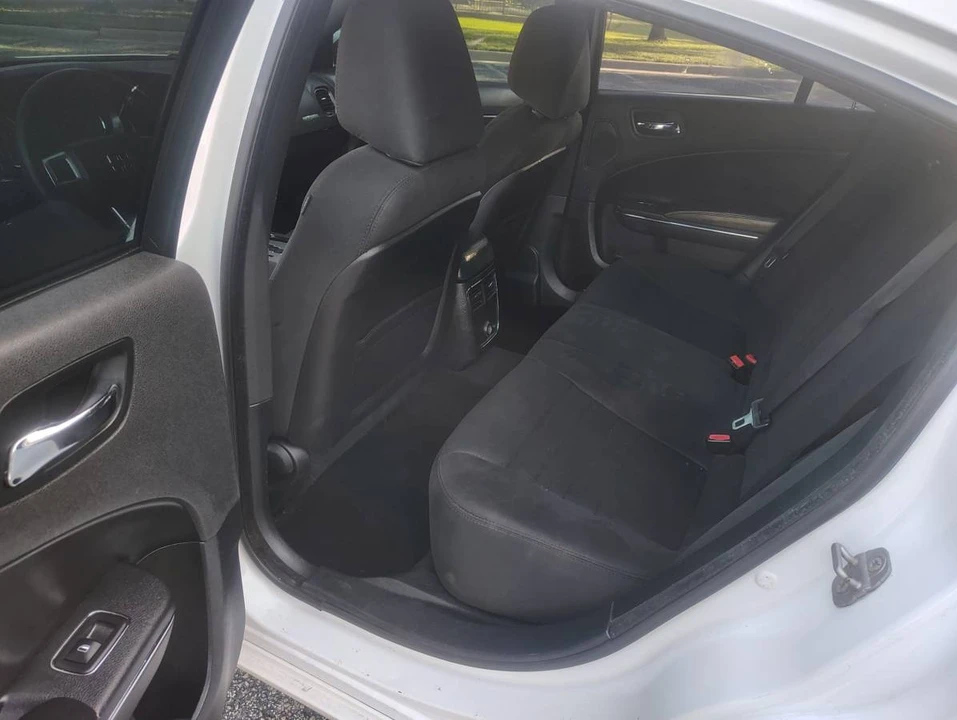 2014 Dodge Charger 7th Gen - Image 15 of 16