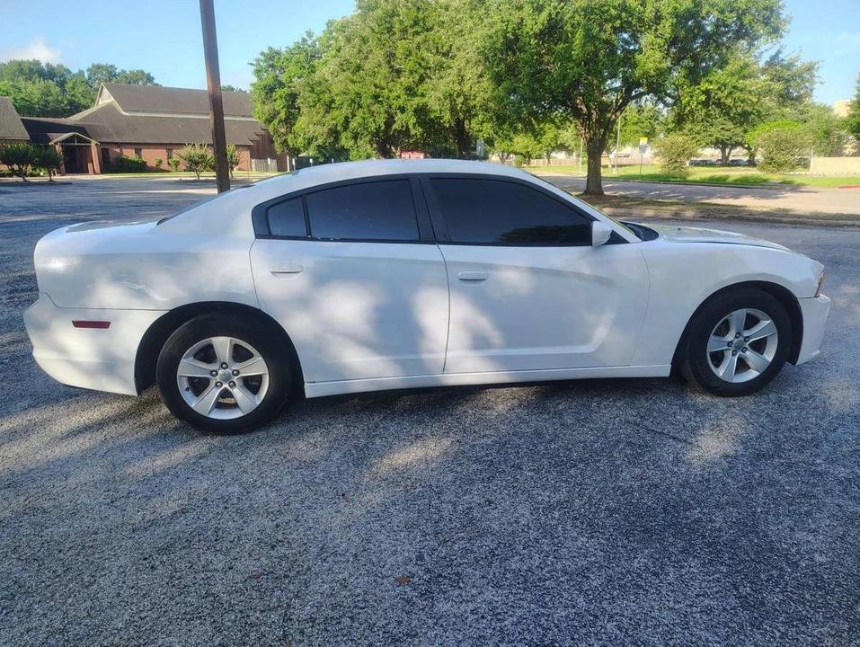 2014 Dodge Charger 7th Gen - Image 12 of 16