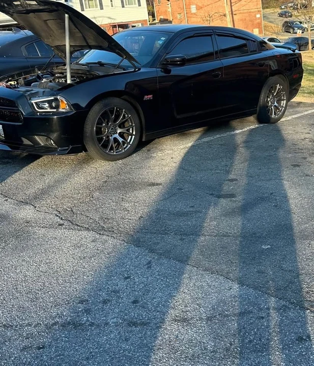 2012 Dodge Charger 7th Gen - Image 2 of 8