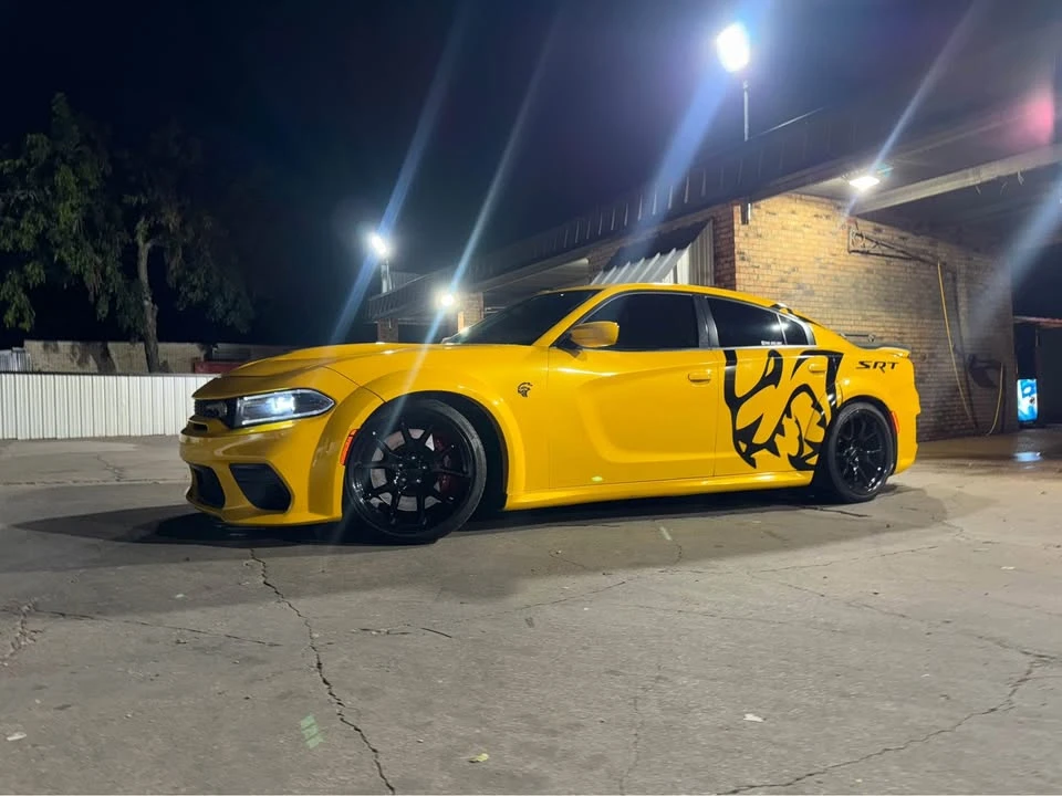 2017 Dodge Charger SRT Hellcat 7th Gen - Image 3 of 6