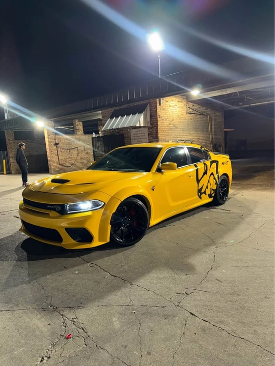 2017 Dodge Charger SRT Hellcat 7th Gen - Image 2 of 6