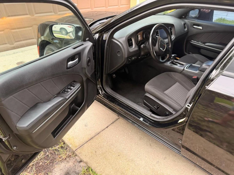 2023 Dodge Charger 7th Gen - Image 11 of 13