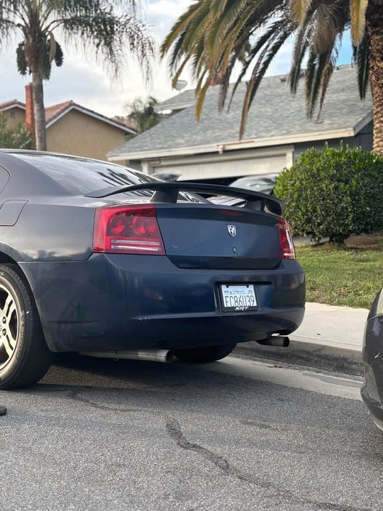 2006 Dodge Charger 6th Gen - Image 2 of 3