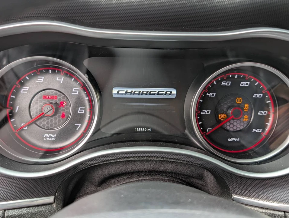 2016 Dodge Charger 7th Gen - Image 12 of 17