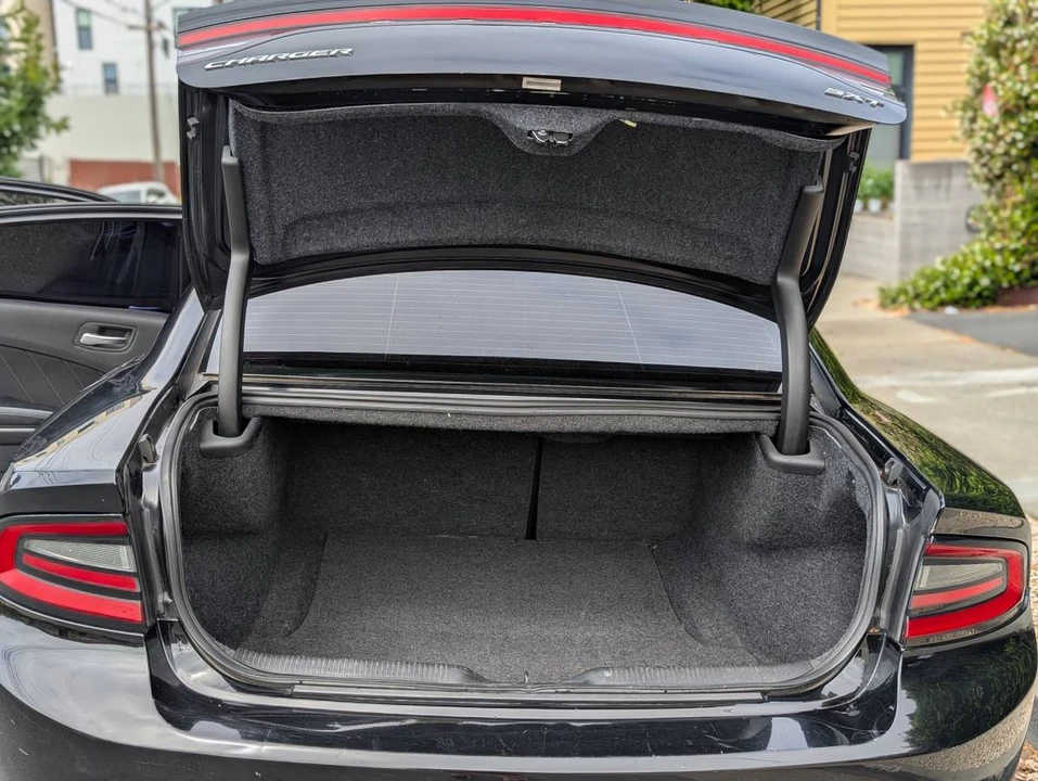 2016 Dodge Charger 7th Gen - Image 9 of 17