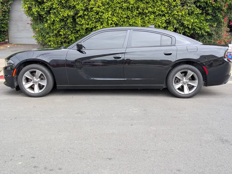 2016 Dodge Charger 7th Gen - Image 4 of 17