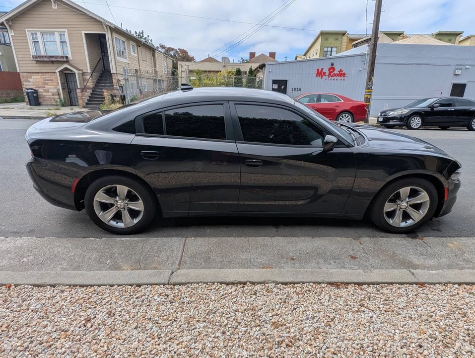 2016 Dodge Charger 7th Gen - Image 5 of 17