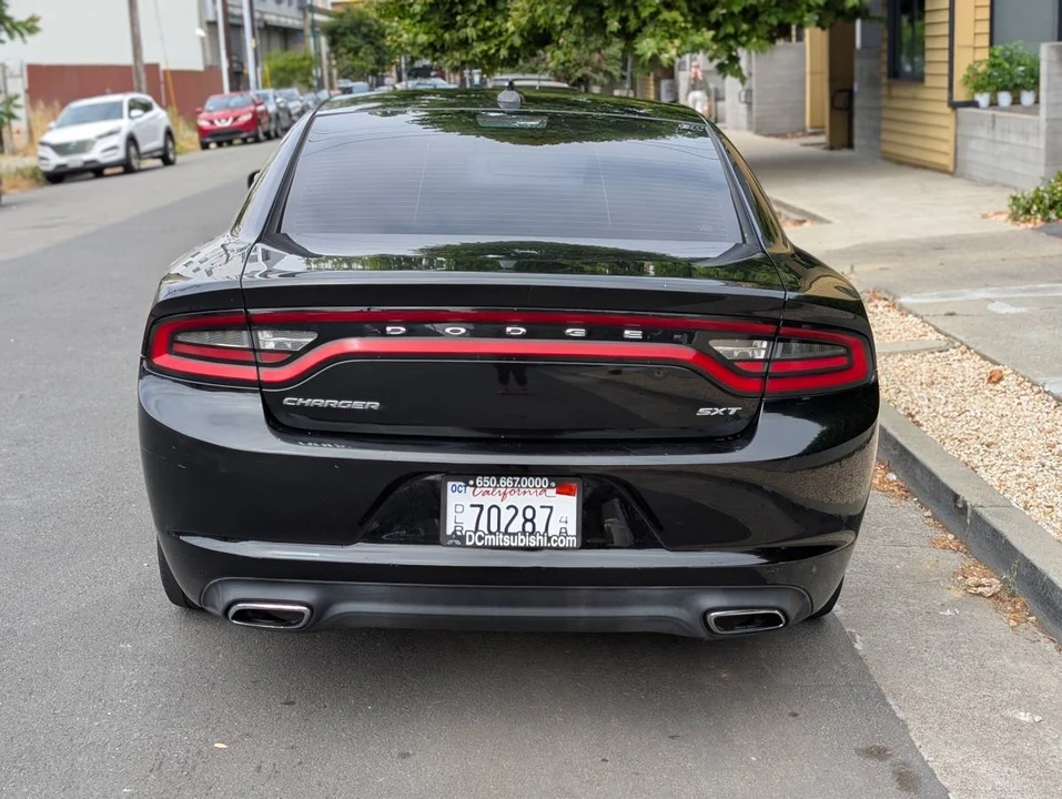 2016 Dodge Charger 7th Gen - Image 3 of 17