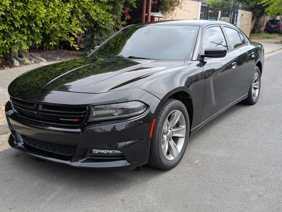 2016 Dodge Charger 7th Gen - Image 2 of 17