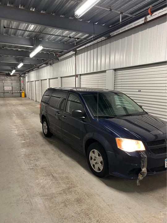 2012 Dodge Caravan - Image 2 of 6