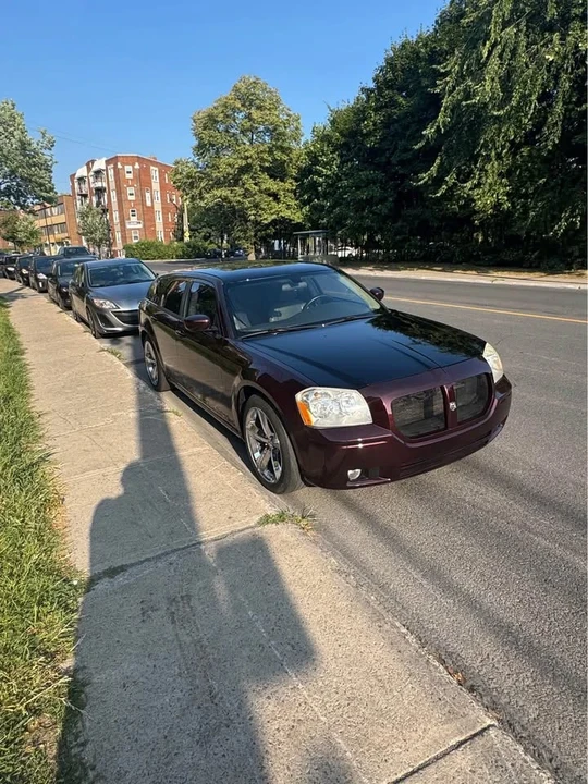 2005 Dodge Magnum 2nd Gen Wagon - Image 3 of 6