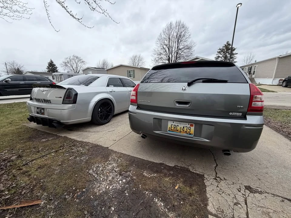 2005 Dodge Magnum 2nd Gen Wagon - Image 3 of 4