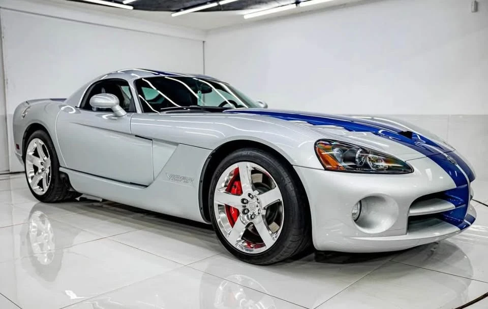 2010 Dodge Viper - Image 2 of 10
