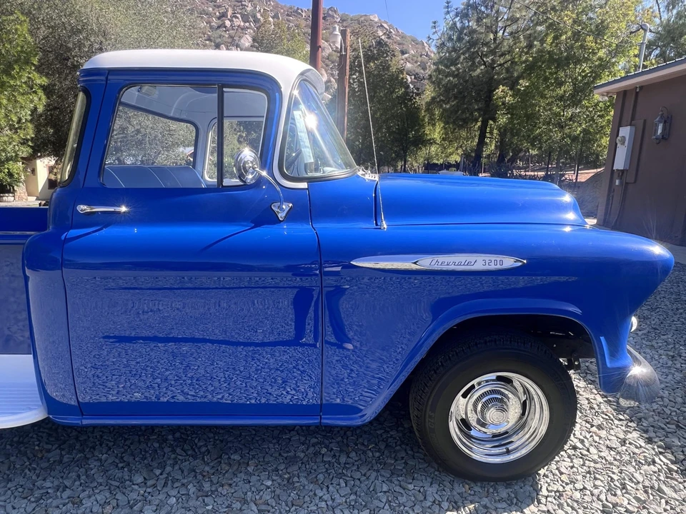 1957 Chevrolet Task Force - Image 17 of 31