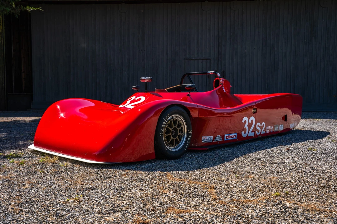Vehicle image 6 of 31