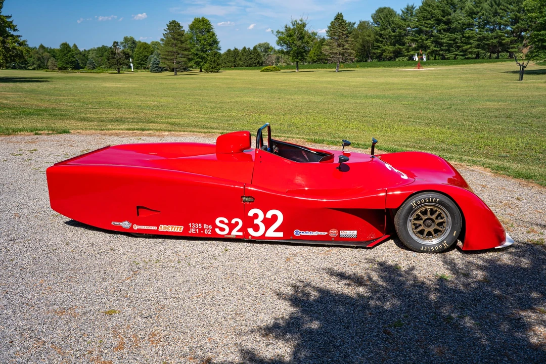 Vehicle image 29 of 31