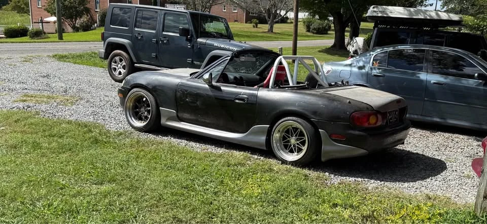1999 Mazda NB MX-5 Miata - Image 2 of 4