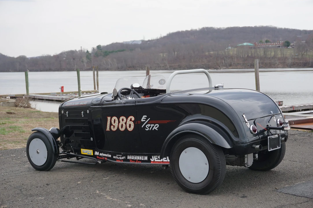 Ford Hot Rod - Image 8 of 31