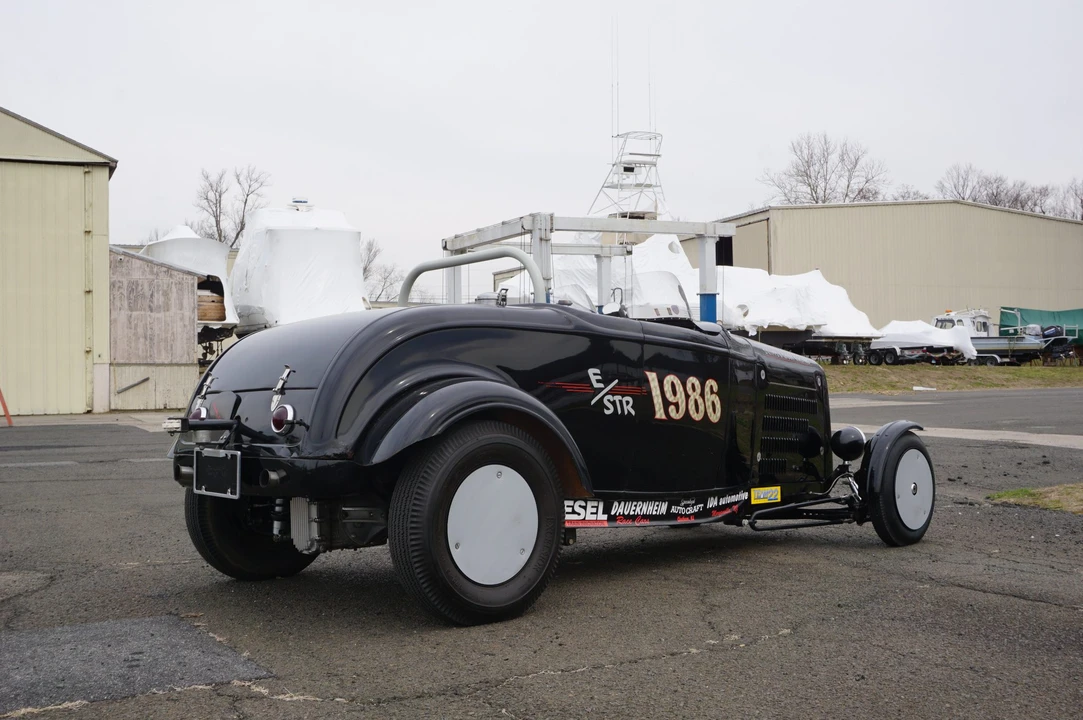 Ford Hot Rod - Image 10 of 31
