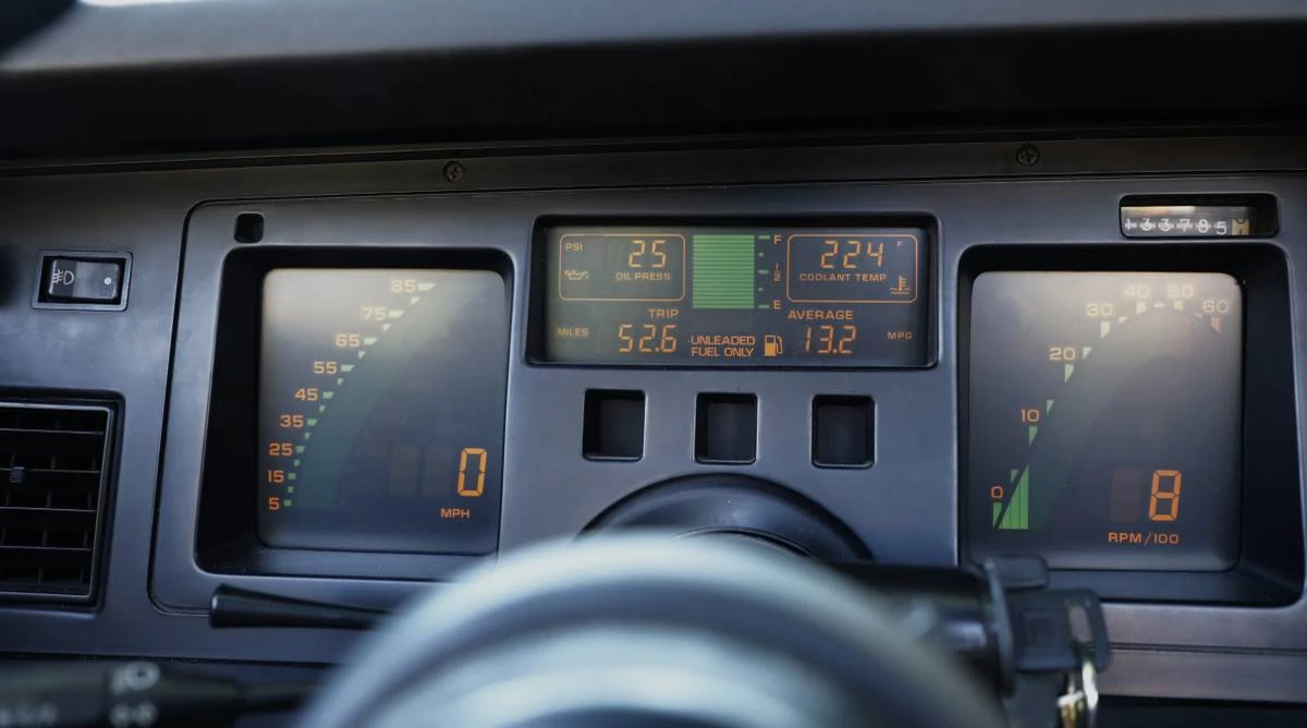 1987 Chevrolet Corvette C4 - Image 10 of 15