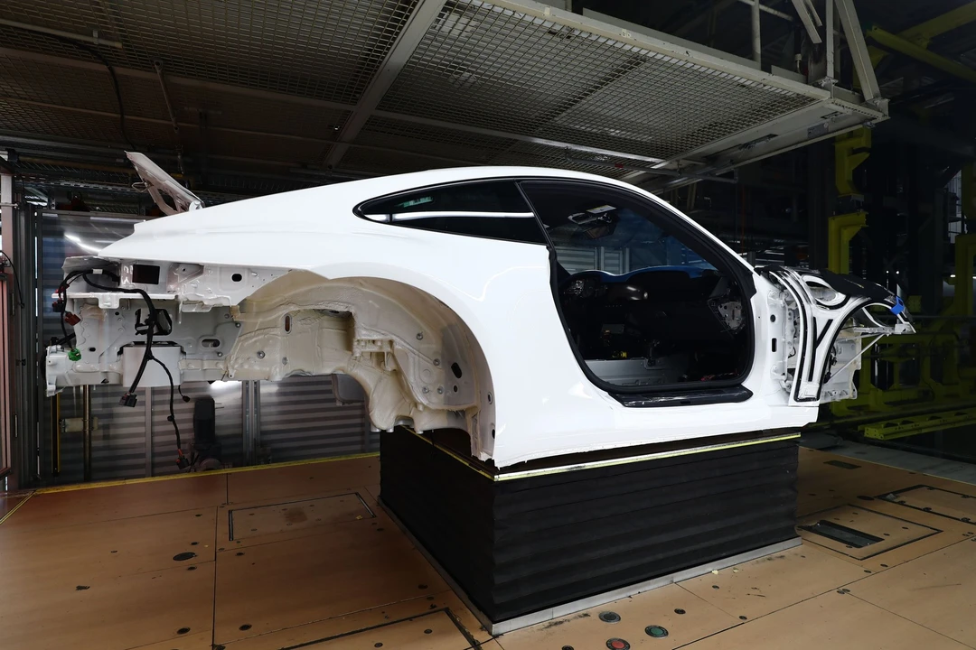 2023 Porsche 992 Carrera T - Image 4 of 23