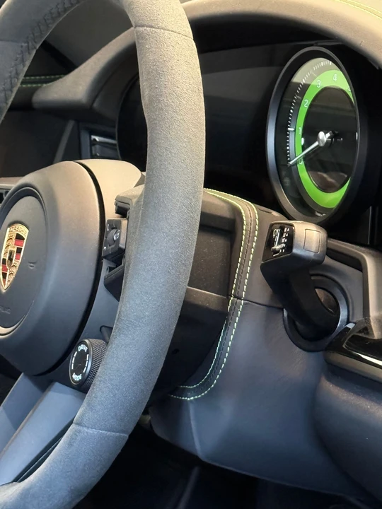 2023 Porsche 992 Carrera T - Image 21 of 23