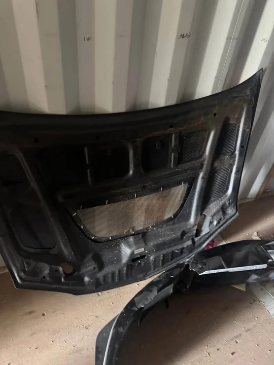 Parts & Memorabilia Bodywork - Image 3 of 3